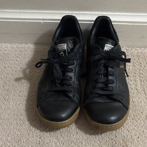 Adidas Men's Black and Tan Stan Smith Sneakers